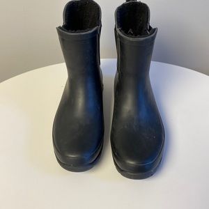 Eddie Bauer rubber rain boots– like new